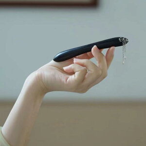  fB[X a  Õ g h X`[t h V[g U L { 芴 t  wAANZT[