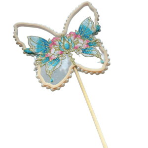 うちわ 扇子 蝶 刺しゅう 変形 中国風 漢服スタイル 古典 宮扇 ダンス 舞踊 撮影用 小物 手持ち 竹製 リボン付き ブルー グリーン 舞台 イベント 装飾品