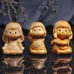 置物 女性 崖柏 木彫り ヨガ ポーズ フィギュア 愛らしい 癒し系 卓上 デスク オフィス インテリア オブジェ 手のひらサイズ ミニチュア 天然木 ハンドメイド 飾り 雑貨