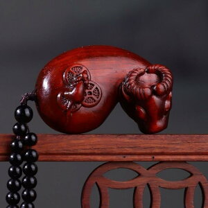 置物 小葉紫檀 木彫り 牛 臥せ牛 金運 開運 風水 縁起物 無垢材 中華風 インテリア オブジェ リビング 書斎 和室 寝室 飾り物 アジアンテイスト 厄除け お守り