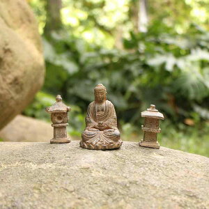 ガーデンオーナメント ミニ仏像 仏塔 樹脂製 かわいい 庭園 ベランダ 盆栽 ジオラマ 箱庭 テラリウム アクアリウム 景観作り 装飾 DIYパーツ 癒し(x2)