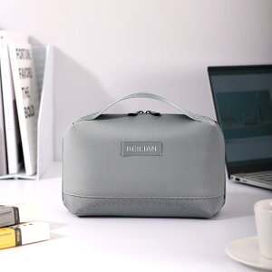 ガジェットポーチ デジタルアクセサリー モバイルバッテリー 充電器 ケーブル 収納 整理 大容量 仕切り付き 防水 レザー調 トラベル 普段使い 化粧品収納 小物入れ