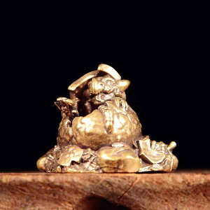 u ̗ ^J  y[p[EFCg  fXN CeA J^ N   ̂ЂTCY IuWF AWAeCXg d AeB[N ACe