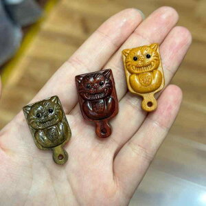 木彫り 招福豚 虎 天然木 白檀 黒檀 沈香 紫檀 木製 ビーズ 通し穴 アクセサリーパーツ 縁起物 ストラップ キーホルダー ペンダントトップ 開運 ラッキーアイテム 手芸 ハンドメイド