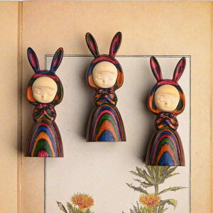 アクセサリー チャーム レディース ガールズ 木製 彫刻 夢見るうさぎ レインボーウッド ツゲ材 カートゥーンデザイン ガーリー ペンダントパーツ ハンドメイド素材