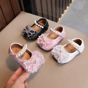 ファーストシューズ 女の子 1歳 2歳 3歳 幼児用 あんよ靴 プリンセスデザイン フェイクレザー キャラクター マジックテープ 通気性 滑り止め ピンク ブラック 春秋
