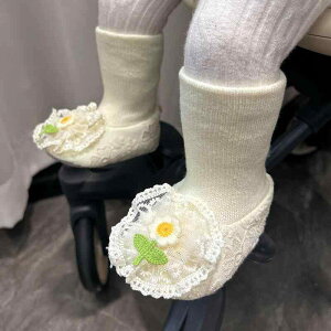 ファーストシューズ 女の子 ベビー 新生児 6ヶ月 12ヶ月 春秋 ソフトソール 脱げにくい 靴下一体型 プリンセス風 レースフリル 綿 滑り止め アイボリー ピンク