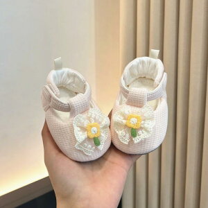 ファーストシューズ 女の子 ベビー 0-1歳 春秋 新生児 脱げにくい ソフトソール コットン Tストラップ レース デイジー かわいい マジックテープ 滑り止め ピンク アイボリー ブルー
