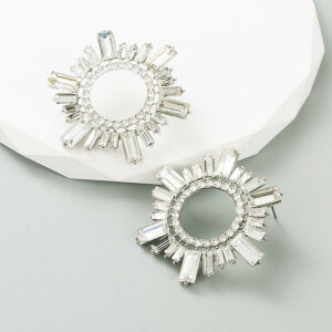 耳元アクセサリー レディース 欧米風 個性的 大ぶり 幾何学デザイン 合金 ジルコニア 透かし彫り 揺れるピアス 高級感 大人カジュアル フォーマル シルバー ゴールド