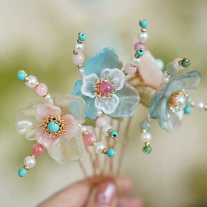 かんざし レディース 揺れる花モチーフ スプリング 髪飾り 古風 漢服 中華風スタイル 和装 ヘアアクセサリー アクリル製 優雅 上品 フォーマル 結婚式 まとめ髪 普段使い