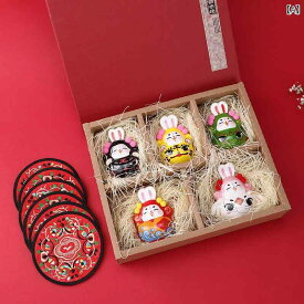 置物 うさぎ 卯年 縁起物 干支飾り 陶器製 粘土細工 手作り 彩色 インテリア雑貨 リビング 玄関 モダンチャイナスタイル