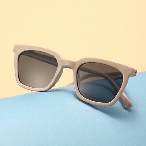 TOX LbY q ΌY UVJbg O΍ VR rbOXNGA ΍ W[ AEghA j̎q ̎q t