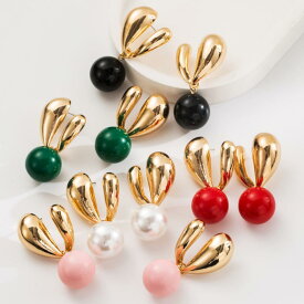 ピアス レディース 女性用 うさ耳 ラビットイヤー レジン フェイクパール ドロップ 揺れる キャンディカラー マルチカラー ラウンド 円形 シンプル 爽やか スイート フェミニン エレガント 上品 高級感 ファッション 通勤 春夏