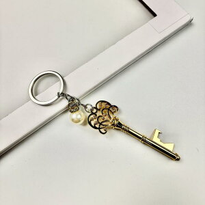 栓抜き キーホルダー メタル製 鍵型 ひまわり ビール栓抜き ボトルオープナー レトロ アンティーク ユニークデザイン 亜鉛合金製 結婚式 ウェディング 二次会 パーティー 卒業祝い 引越し祝