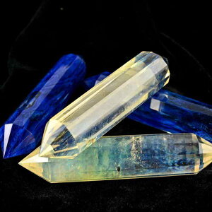 クリスタル 置物 フォーゲル ダブルポイント 柱 卓上 インテリア パワーストーン エネルギー ヒーリング オブジェ モダン シンプル 美学 イエロー ブルー ホワイト 瞑想 浄化 癒し