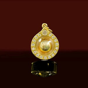 ネックレス レディース 女性用 幾何学 スターモチーフ ペンダント ゴールドメッキ 銅製 フェイクモアッサナイト ジルコニア ラウンド 軽量 高級感 上品 エレガント オフィス 普段使い パー