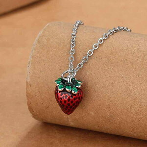 ネックレス レディース かわいい おしゃれ シンプル いちご フルーツモチーフ 七宝焼き エナメル レジン 銅製 個性的 カジュアル デイリーユース 春夏