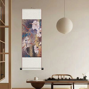 掛軸 新中華風 モダン 東洋風 花鳥画 墨絵 シルク リビング 書斎 応接間 インテリアアート 装飾画 壁掛け 高級感 エレガント アートプリント