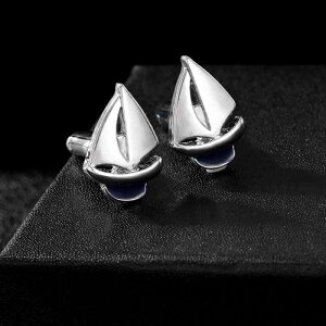 カフスボタン メンズ 男性用 帆船 ヨット マリンモチーフ 航海デザイン フレンチスタイル ユニーク 高級感 おしゃれ 合金製 電気メッキ加工 レジン加工 ビジネス フォーマル 通勤 結婚式 パ