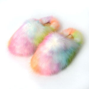 スリッパ 男女兼用 フェイクファー ラクーン風 フォックス風 つま先カバー 欧米風 室内履き 外履き 普段使い 秋冬 暖かい 防寒 保温 滑り止め 耐久性 大きいサイズ ゆったり 厚底 ルームシュ