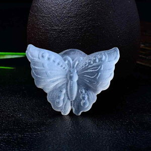 天然石 モロッコ産 セレナイト 蝶 バタフライ 原石 彫刻 置物 DIY ペンダントトップ アクセサリーパーツ ホワイト クリア ヒーリング 浄化 モダン シンプル インテリア