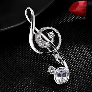 ブローチ レディース 音符モチーフ 銅 ジルコニア 韓国風 ファッション 上品 エレガント 大人かわいい 万能ピン 服飾小物 アクセサリー 普段使い オフィス パーティー ギフト シンプル シル