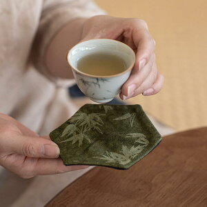 茶道用品 新中式 禅意 上品 高級感 モダンテイスト 布製 手作り ハンドメイド 六角形 柿柄 おしゃれ 和風 テーブルランナー 茶席 ティーマット 茶碗敷き カップマット 乾泡台 和室 インテリ