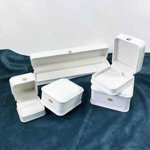 WG[{bNX NE EGXgVFCv PUU[ v w O lbNX y_g uXbg oO [ ANZT[P[X S[h u[ _[NO[ A