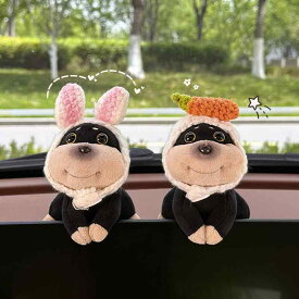 車載インテリア ハチ犬 ユニーク 寝そべり ぬいぐるみ ふわふわ マスコット ダッシュボード 置物 かわいい 車内装飾 ドライブ カーアクセサリー ギフト プレゼント