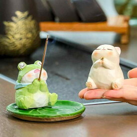 置物 樹脂製 卓上 開運カエル フィギュア 祈りポーズ かわいい 高級感 モダン シンプル インテリア オブジェ 玄関 リビング オフィス 癒し系 プレゼント ギフト デスク飾り