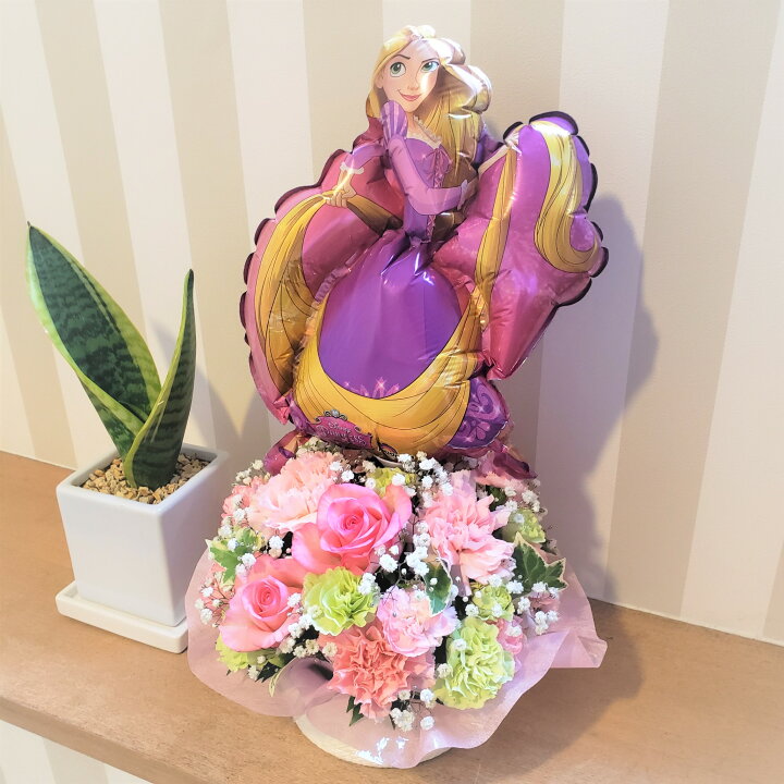 楽天市場 花金高岡本店オリジナル 生花アレンジメント ラプンツェルバルーン付きpg アレンジメント ディズニー ゆめかわいい ピンク グリーンのお花 母の日 誕生日 バレンタイン 花 御祝 フラワーアレンジメント 結婚 還暦 結婚記念日 幅 約23cm 高さ 約45cm 花