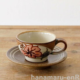 やちむん カップ＆ソーサー ハイビスカス 赤 | コーヒー カップ ソーサー 線彫り 焼き物 沖縄陶器