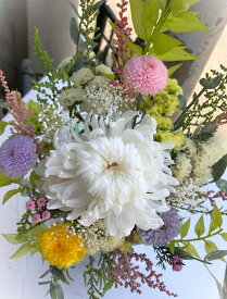 喪中　仏花　御供　供　一周忌　四十九日　百箇日　命日　菊　仏花　お供え　 大菊が美しい しっとり和風の枯れない仏花