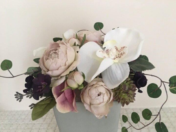 楽天市場 送料無料 アレンジメント ピンク ホワイト ナチュラル モダン テーブルフラワー アーティフィシャルフラワー アートフラワー シルクフラワー シャビーシック 大人カワイイ インテリア 雑貨 ギフト 贈り物 贈答 引越祝い 新居祝い 税込 祝い 誕生日祝い