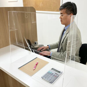 板 窓口 アクリル