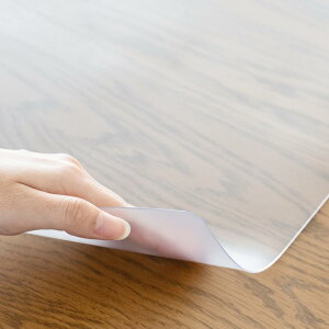 プラス デスクマット 透明 マウス対応 両面転写軽減 990×590mm 斜めカット 41-015