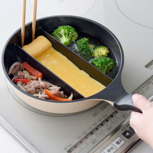 アーネスト フライパン (センターエッグ トリプルパン mini) IH対応 深型 (ゆでる) 20cm 3種類のおかずを同時に作れる たまごやき 時短調理 大手飲食店愛用ブランド ソイビーン A-77912
