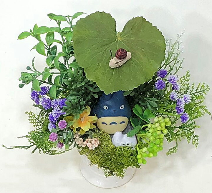 楽天市場 花 となりのトトロ 置物 New 雨宿り トトログッズ ジブリ W21 H D12センチ はなやはなや