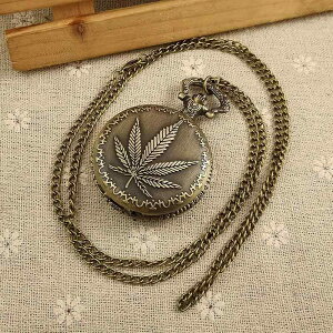 懐中時計 大きい メープルリーフ メンズ ファッション ユニセックス レトロ フリップカバー ペンダント ネックレス 学生 電子機械式 ギフト アクセサリー コレクション