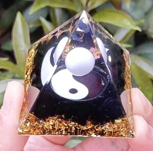 s~bh u ԓ    NX^  {[ Ӑ  ubNXg[  S[h ^ 3D  Op Ɍ  fXNgbv i ItBX  