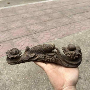 鯉 魚 置物 フィギュア インテリア プレゼント 雑貨 沈香 彫刻 龍門 リビング チャイナ風 縁起物 アジアン 木製 木彫り デコレーション ディスプレイ