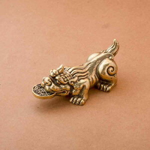 置物 ミニサイズ 小物 インテリア 真鍮 狛犬 貔貅 神獣 中国 神話 飾り 銅 彫刻 装飾 デスクトップ 創造的 個性 レトロ ヴィンテージライク