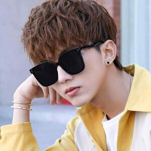 TOX XNGA `  ubNY UV lp ۊ ʒ Y 傫   _