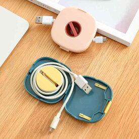 収納ケース ケーブル 充電ケーブル用 回転式 携帯用 イヤホンコード 持ち運び 軽量 コンパクト スマホスタンド機能付き 卓上