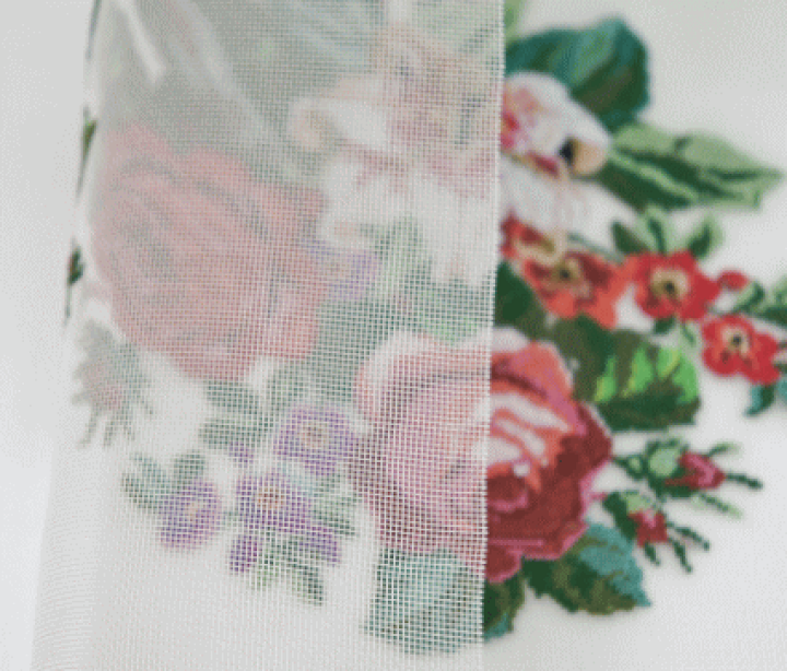 プチポアン・プチポワン☆赤い薔薇　刺繍ブローチ　ハンドメイド ハンドメイド刺繍ブローチ〜プチポワン・ローズ – アンティーク