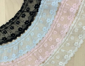 [日本製]ラッセルフリルレース 小花 約43mm巾 全4色 No.YMD-17882 オフホワイト / ブラック / ピンク / ブルー　《ギャザーレース タックレース フラワー 国産 手芸 カラーレース オフ白 黒 約4cm ハンドメイド》