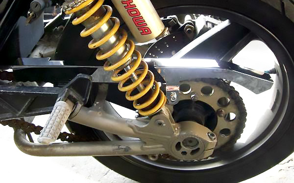 ZRX400/2 メッキチェーンケース | ハンドルキング バイク ヘルメット