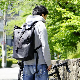 楽天市場 リュック 大容量 車用品 バイク用品 の通販