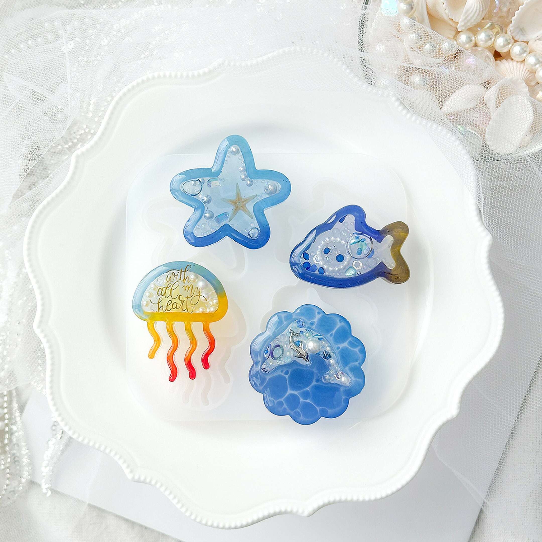 海の生き物のレジン作品