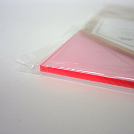 アクリル板　270×320×2mm　集光ピンク│樹脂・プラスチック　アクリル板